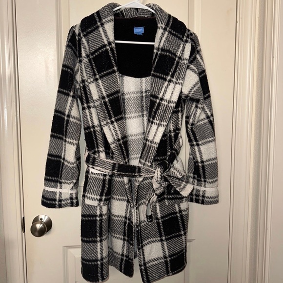 Plaid Women’s Robe - Picture 1 of 2